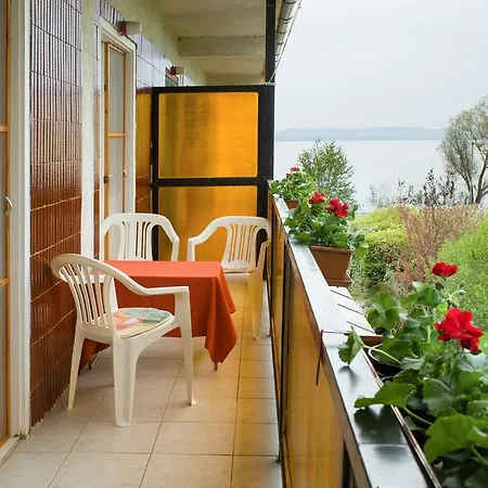 Lido Tarsasnyaralo Апартаменты